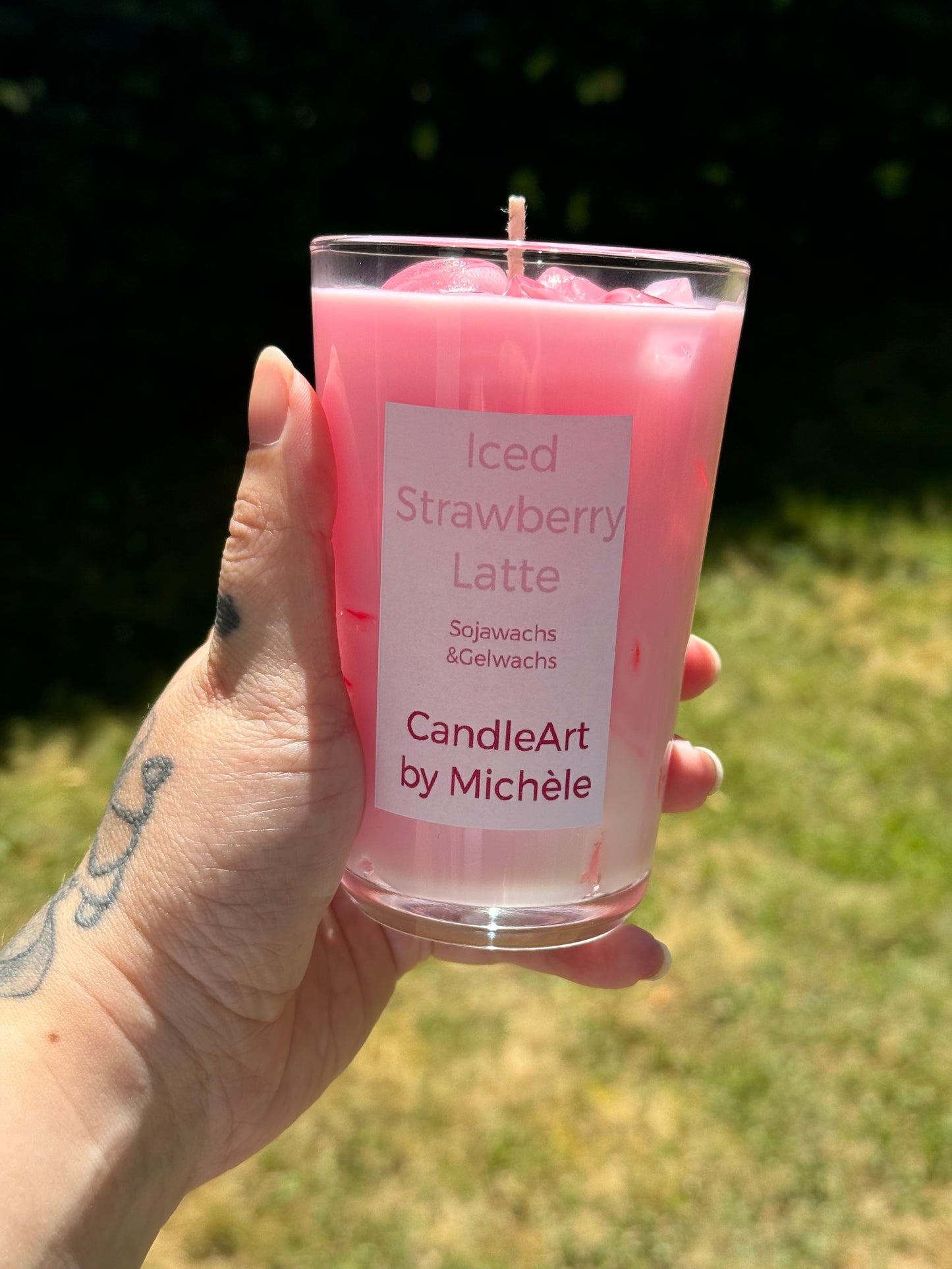 Iced Strawberry Latte