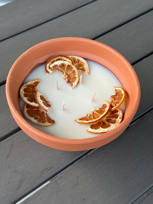 Citronellakerze im Topf