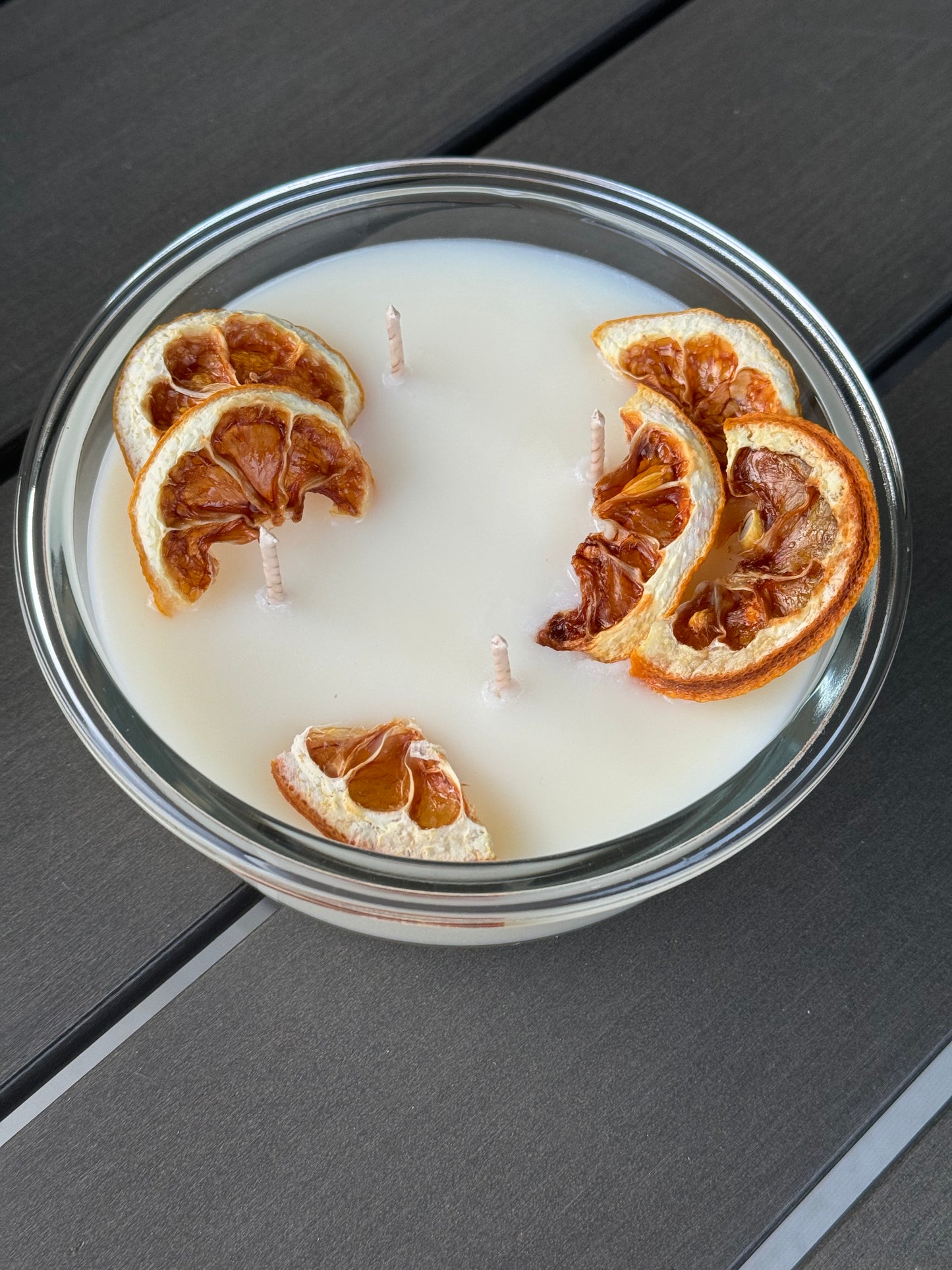 Citronellakerze im Glas